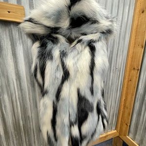 TROLLS HOODED VEST by ADRIENNE LANDAU SIZE M